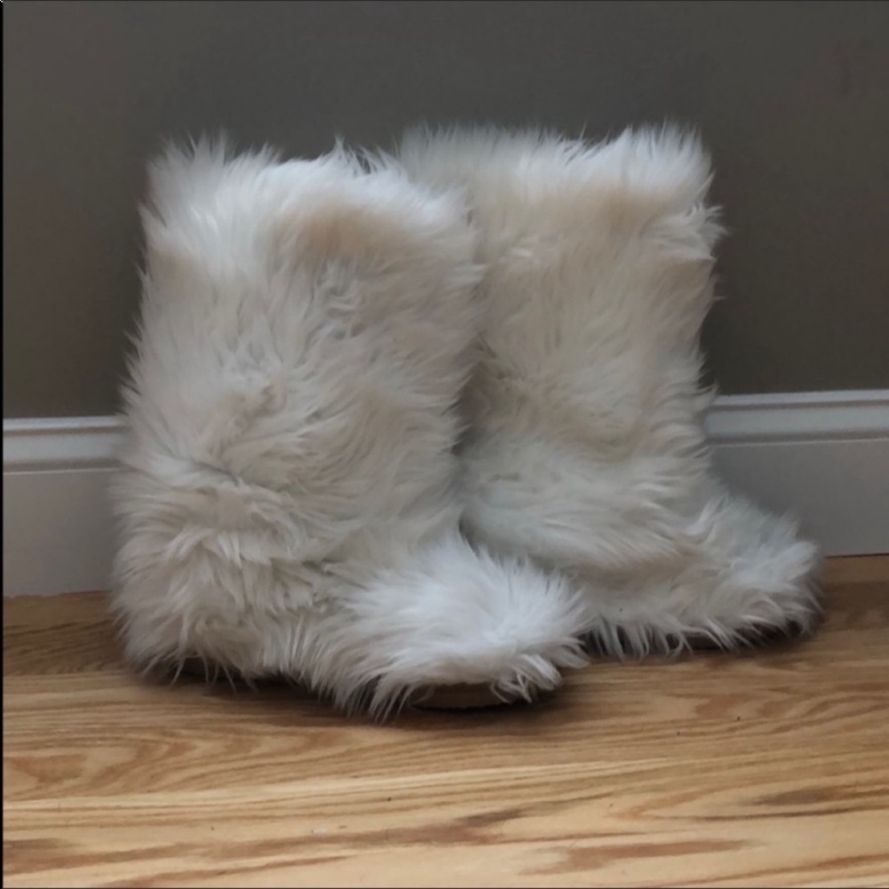 Fluffy white boots